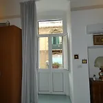 House Sasanelli