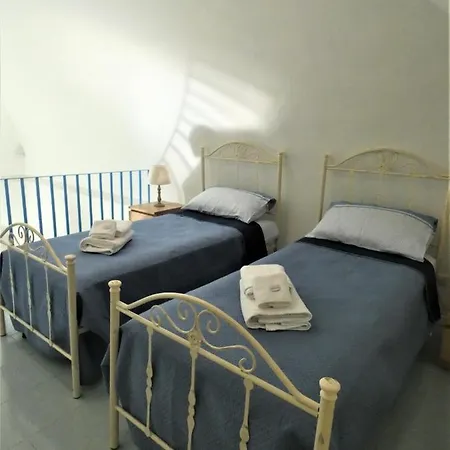 House Sasanelli * Bari