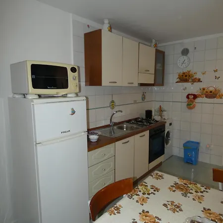 House Sasanelli