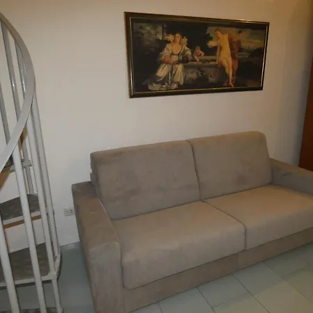 House Sasanelli * Bari