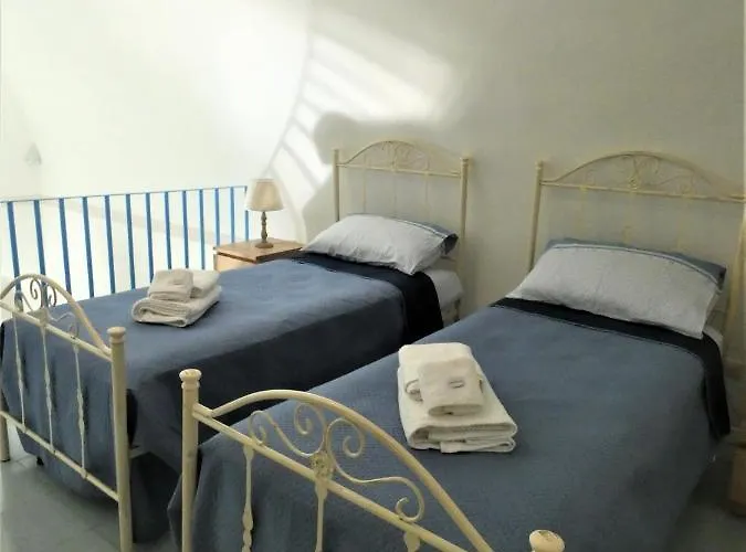 House Sasanelli * Bari