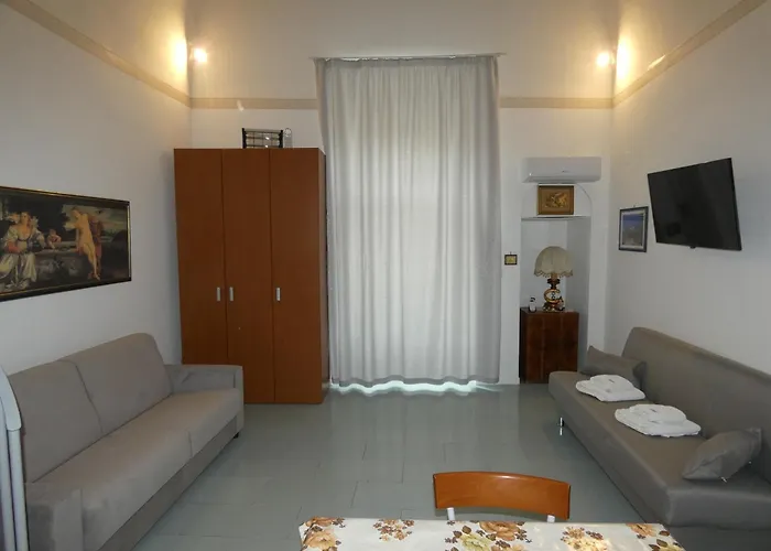 Apartament House Sasanelli