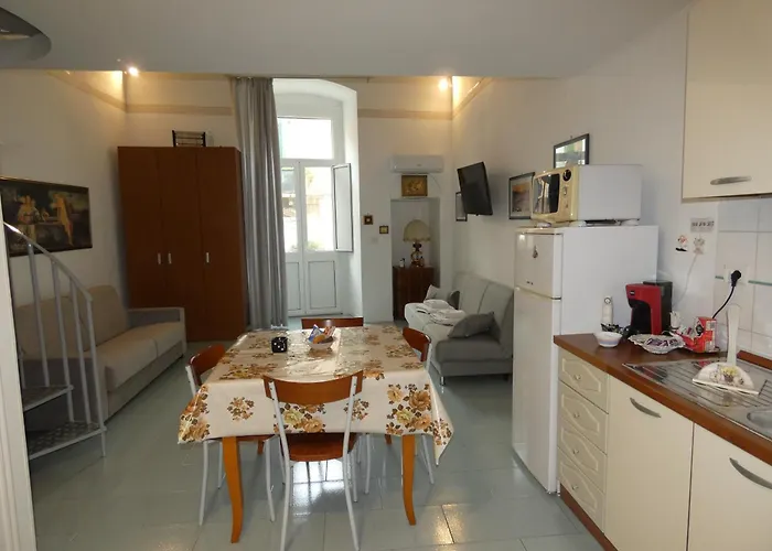 House Sasanelli * Bari