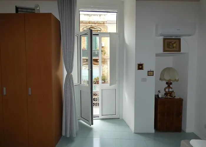 Apartament House Sasanelli *